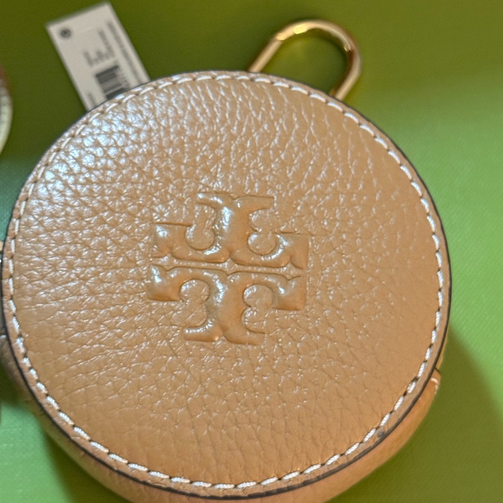 Tory Burch Gold and Tan Coin Key Purse ๐ - Picture 4 of 6